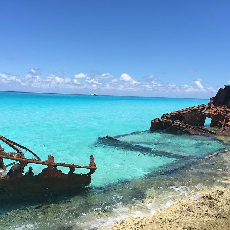 Bimini Seaside Villas - Pink Cottage With Beach View Alice Town  Buitenkant foto